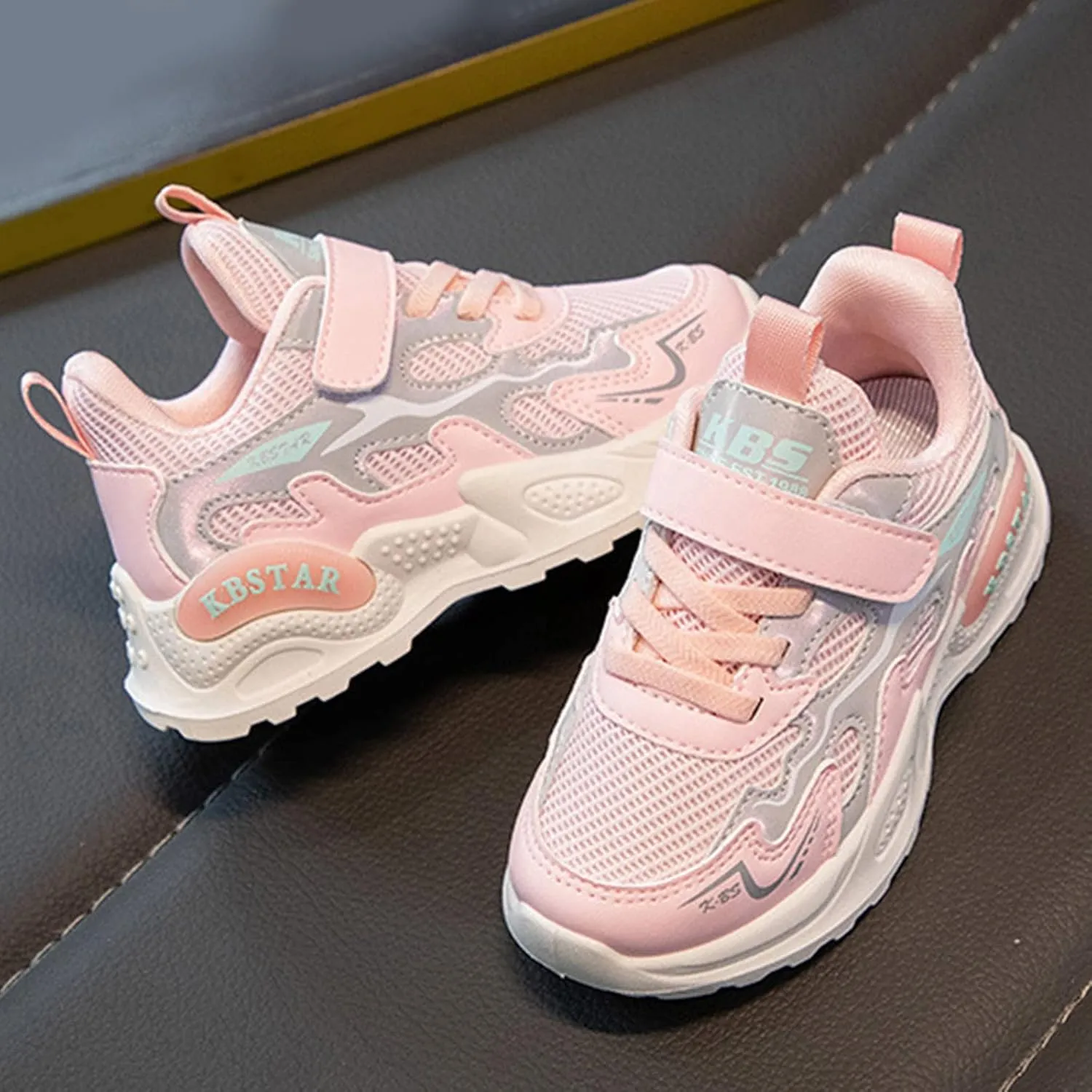Fashion All Seasons Children Sports Girls Flat Lightweight Mesh Breathable and Comfortable Solid Toddler Tennis Shoes