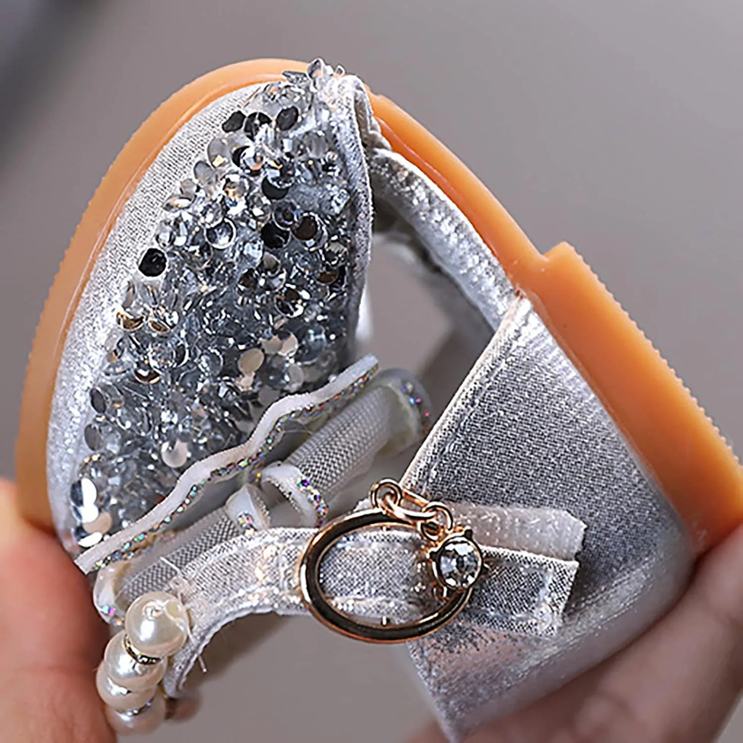 Fashion Spring and Summer Girls Sandals Dress Performance Dance Shoes Flat Bottom Light Mesh Bow Sequin Kid Water Shoes (Silver, 2-2.5 Years Toddler)