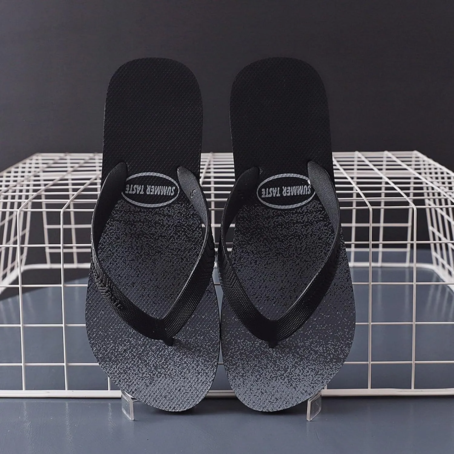 Flip Flops for Women Womens Arch Support Flip Flops Beach Sandals for Women Slip on Lightweight Athletic Thong Sandals