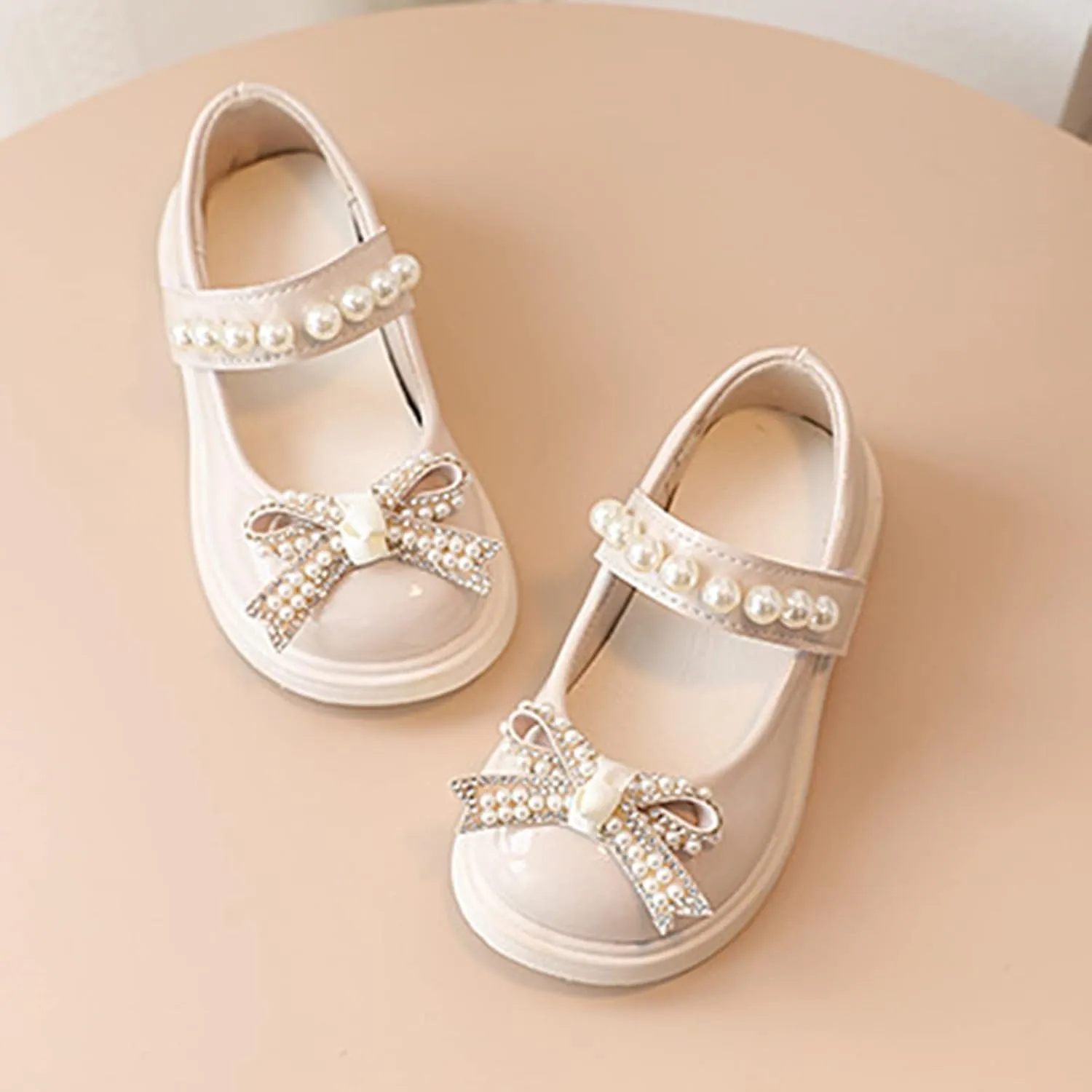 Girls Sandals Children Shoes Pearl Bow Tie Hook Loop Princess Shoes Dance Shoes Kids Heels (Beige, 5.5 Years)