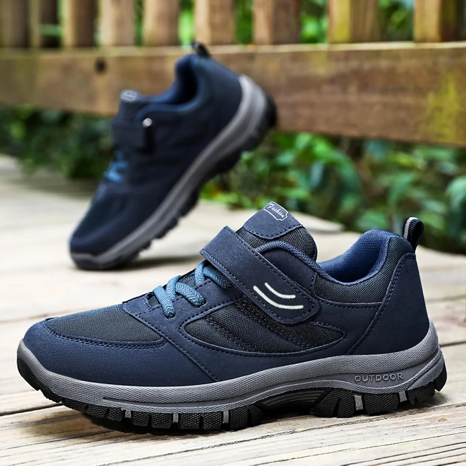 Mens Loafers & Slip-Ons Men Casual Shoes Fashionable New Pattern Solid Color Simple Thick Sole Hook Loop Four