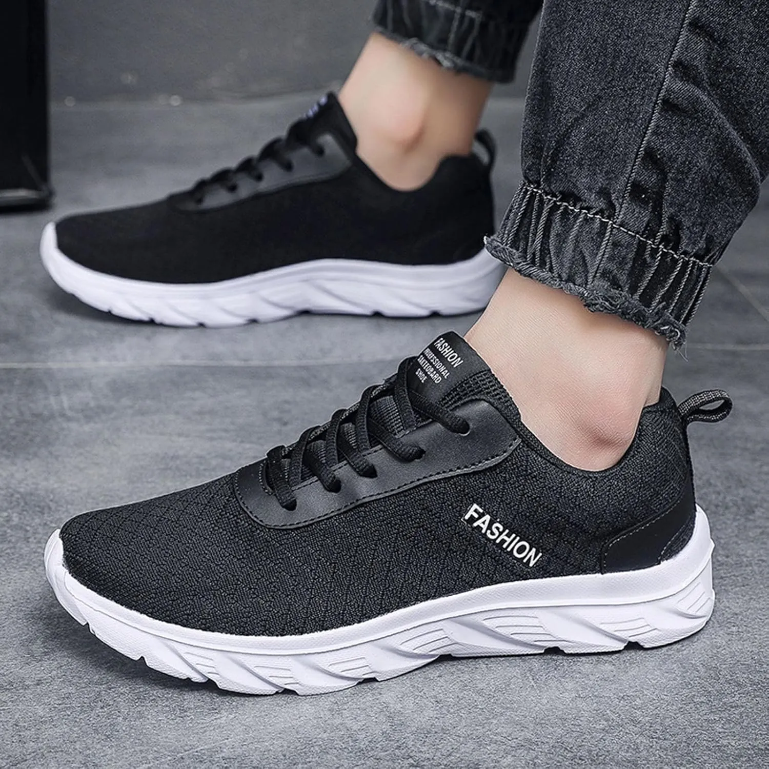 Mens Loafers & Slip-Ons Men Sports Shoes Fashionable New Pattern Solid Color Simple Mesh Breathable Comfortable