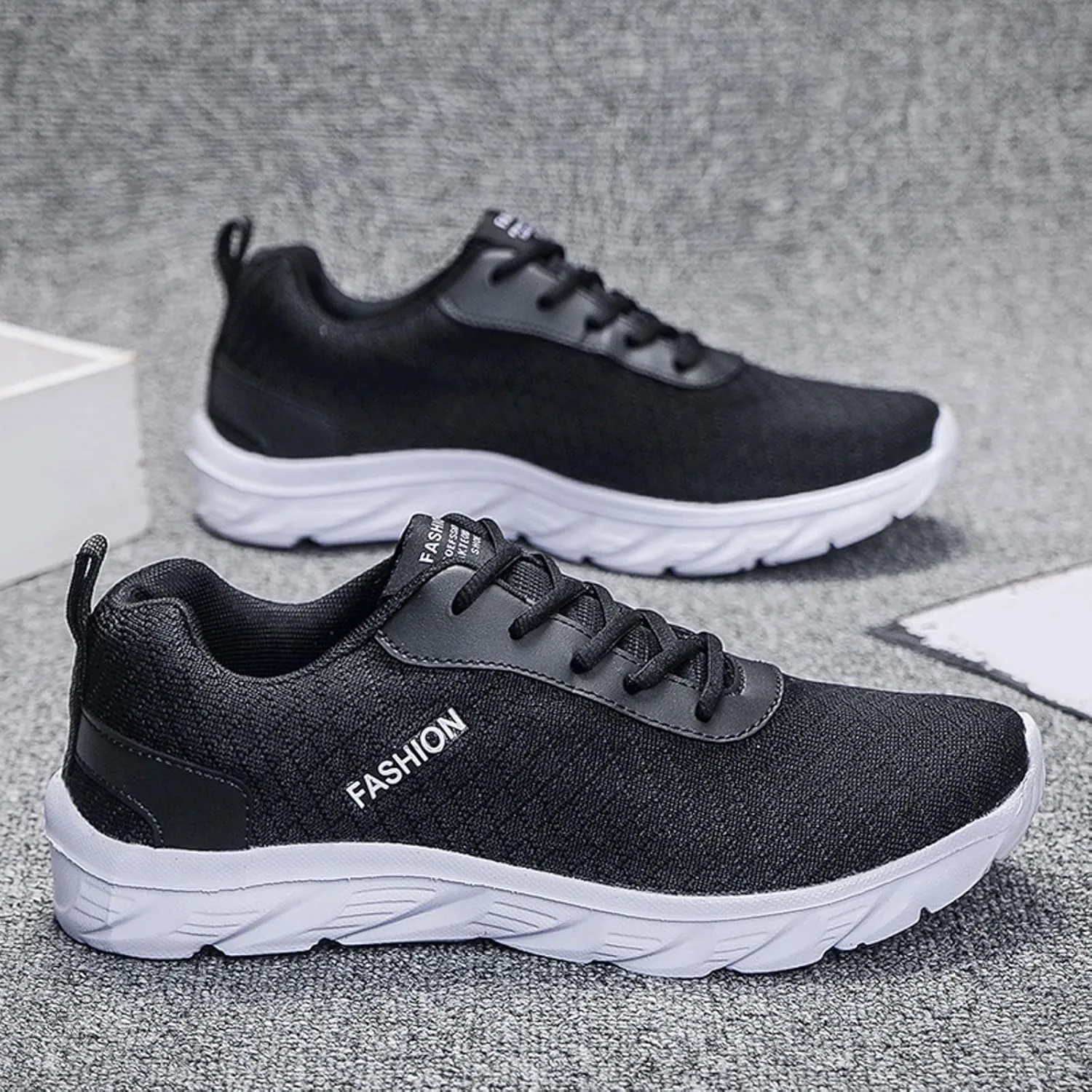 Mens Loafers & Slip-Ons Men Sports Shoes Fashionable New Pattern Solid Color Simple Mesh Breathable Comfortable
