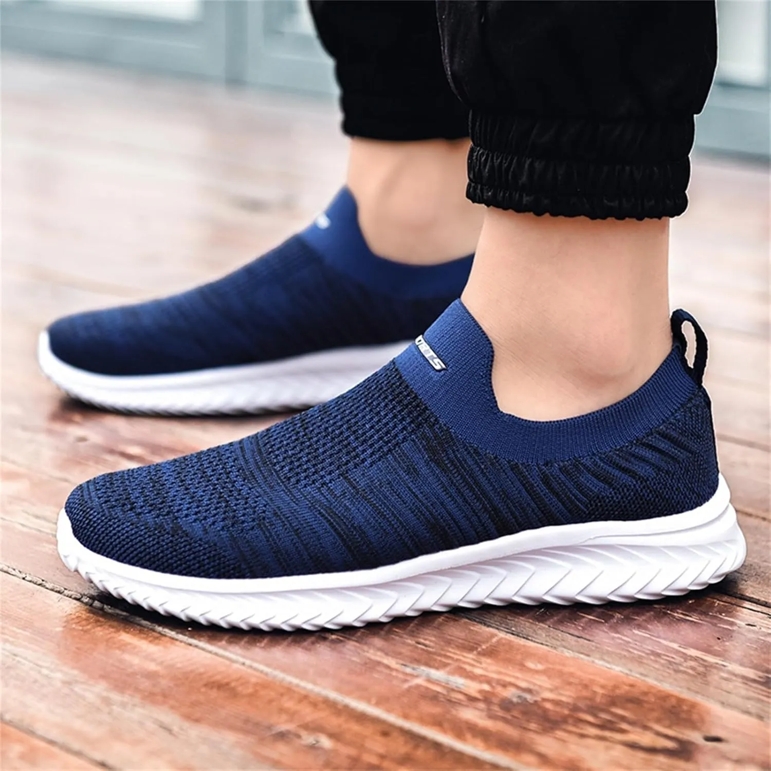 Mens Loafers & Slip-Ons Mesh Breathable Comfortable and Fashionable Men's Slip On Soft Soled Sports Shoes