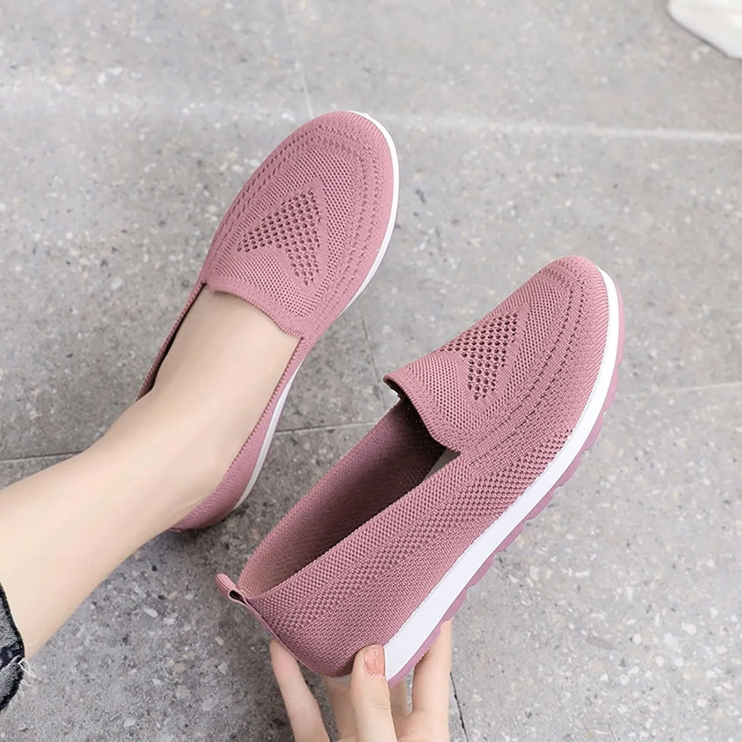 Plantar Fasciitis Shoes Women Slip Ons Slip On Walking Shoes for Women Wide Gym Shoes Women Weightlifting and Running Womens Running Shoes Women's Slip Resistant Work Shoes in Black