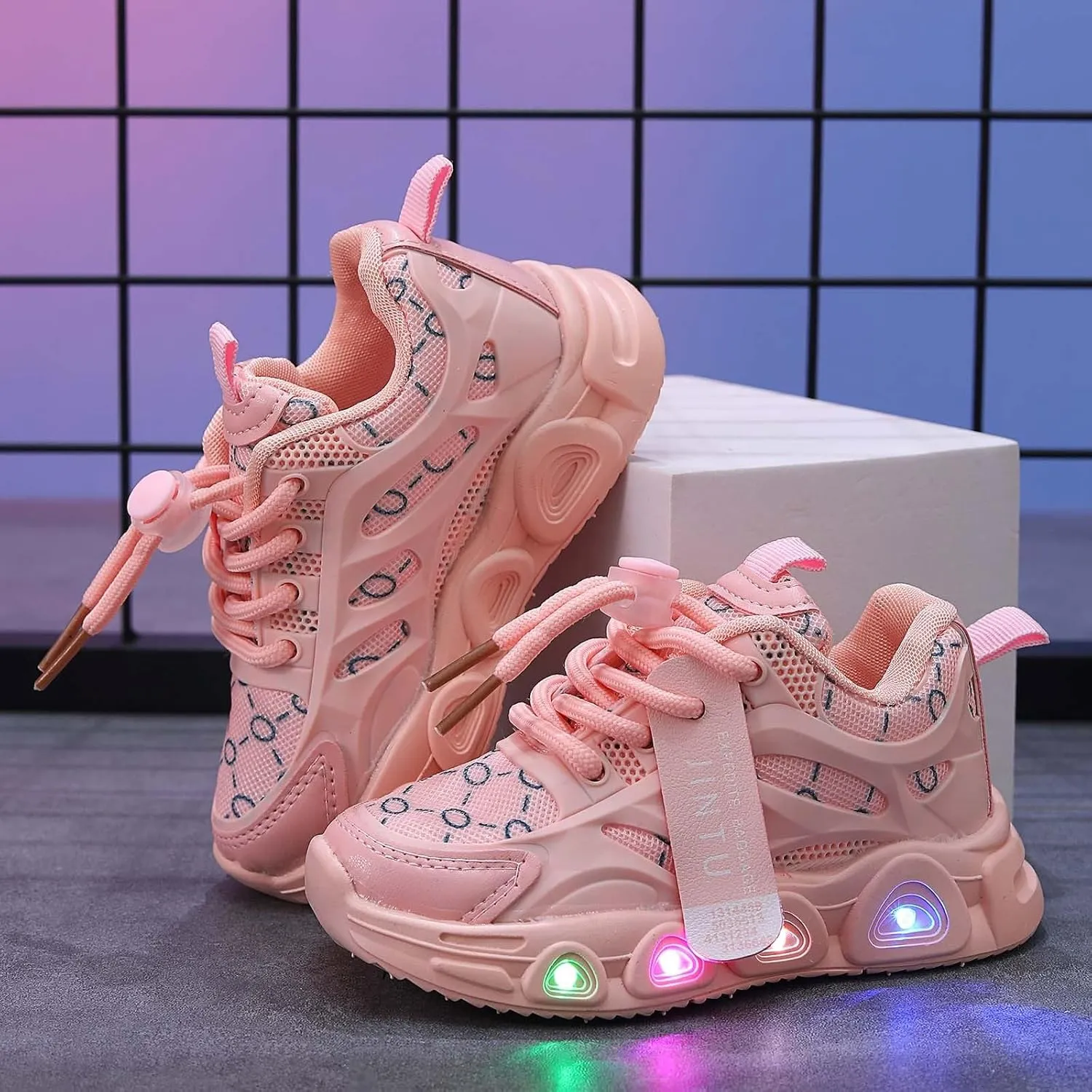 Sneakers for Girls Casual Luminous Breathable Running Shoes for Girls Walking Fashion Sports Sneakers with Anti-Slip Sole