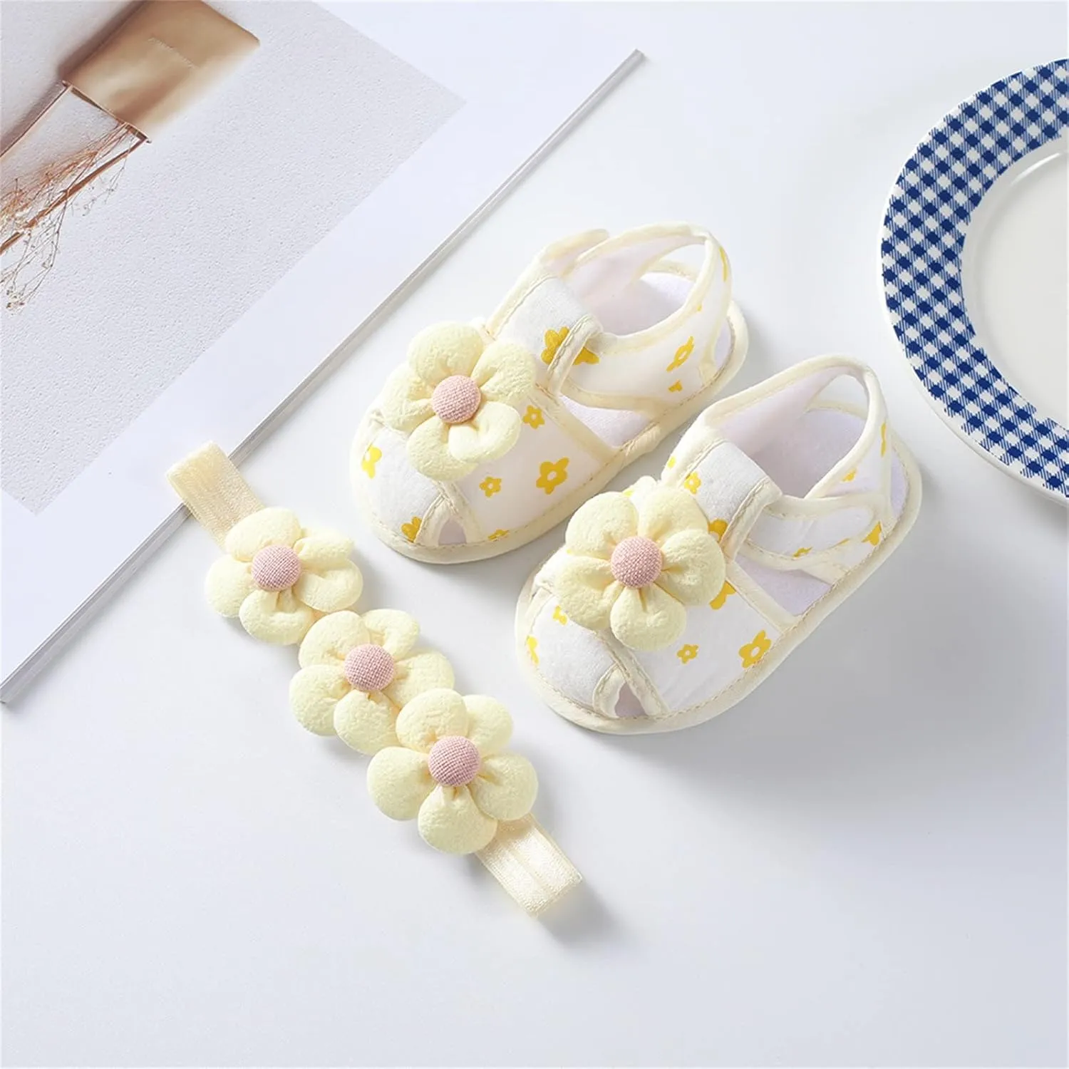 Spring and Summer Children Infant Toddler Shoes Girl Sandals Flat Bottom Soft Light Comfortable Toddler Amphibian Shoes (Yellow, 12-18 Months)