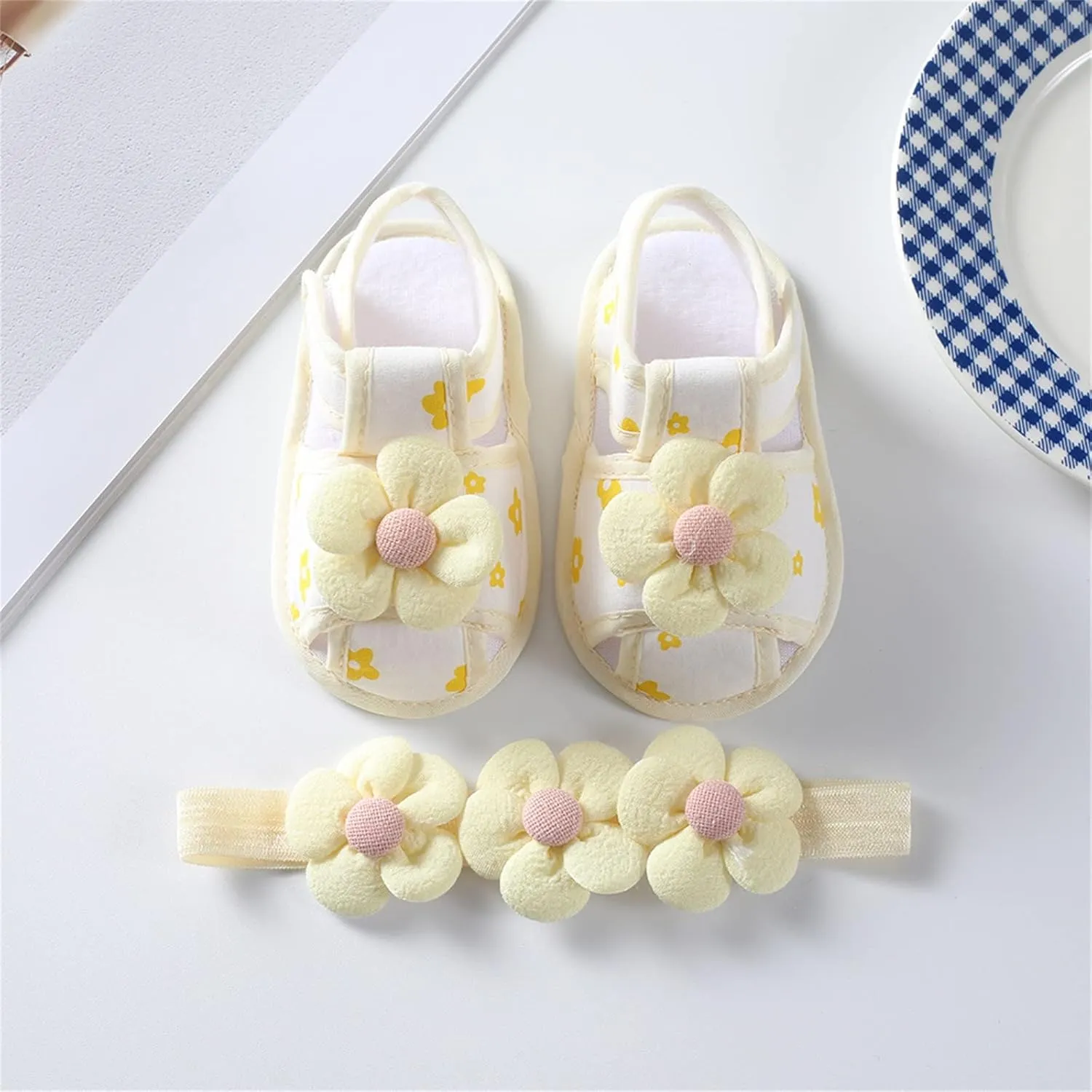 Spring and Summer Children Infant Toddler Shoes Girl Sandals Flat Bottom Soft Light Comfortable Toddler Amphibian Shoes (Yellow, 12-18 Months)