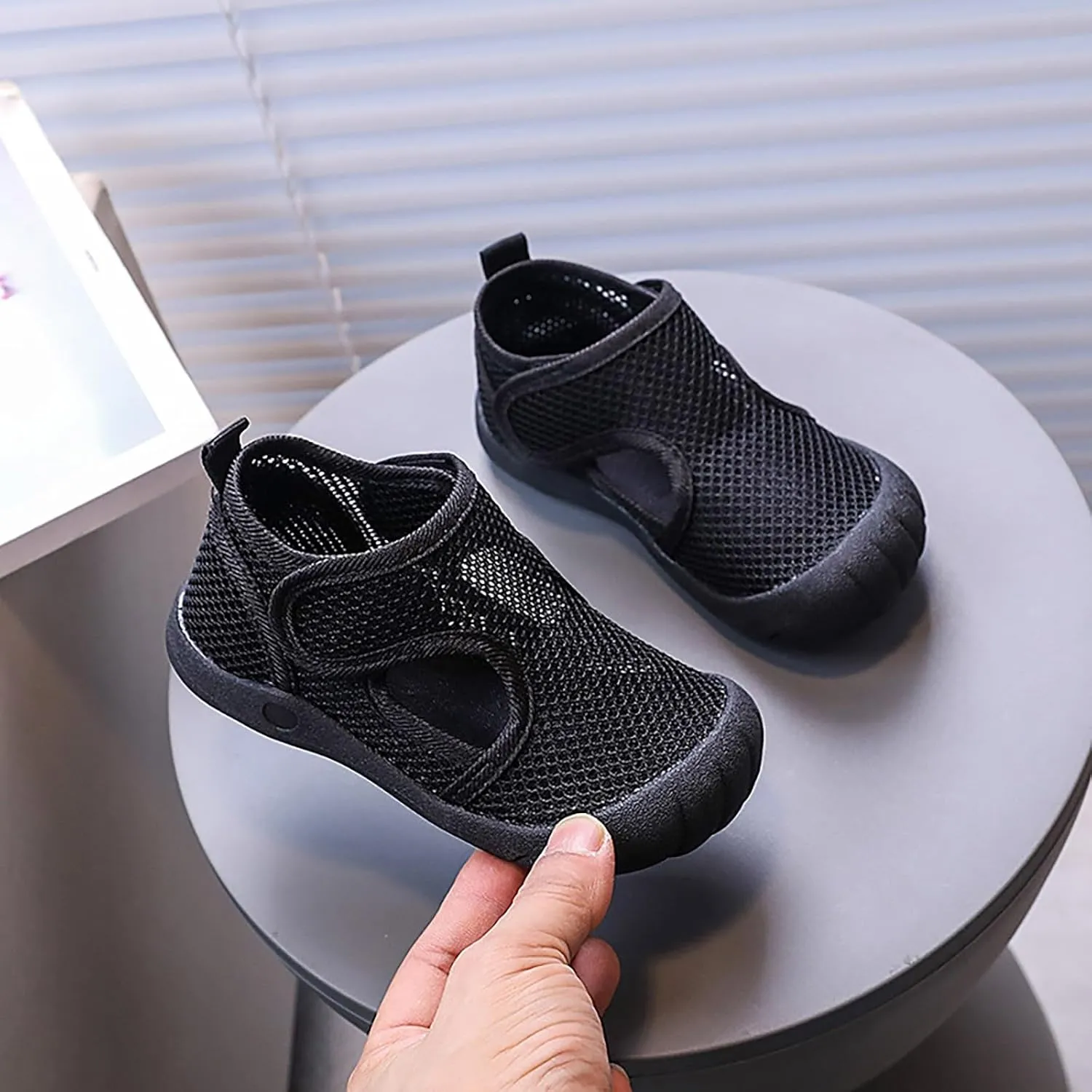 Toddler Water Shoes Anti Kick Kids Mesh Soft Barefoot Beach Walking Surfing Yoga Adjustable Sandals Slippers
