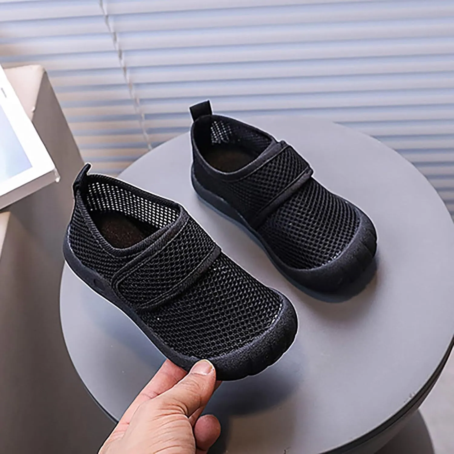 Toddler Water Shoes Quick Dy Kids Mesh Soft Barefoot Beach Walking Surfing Yoga Adjustable Sandals Slippers