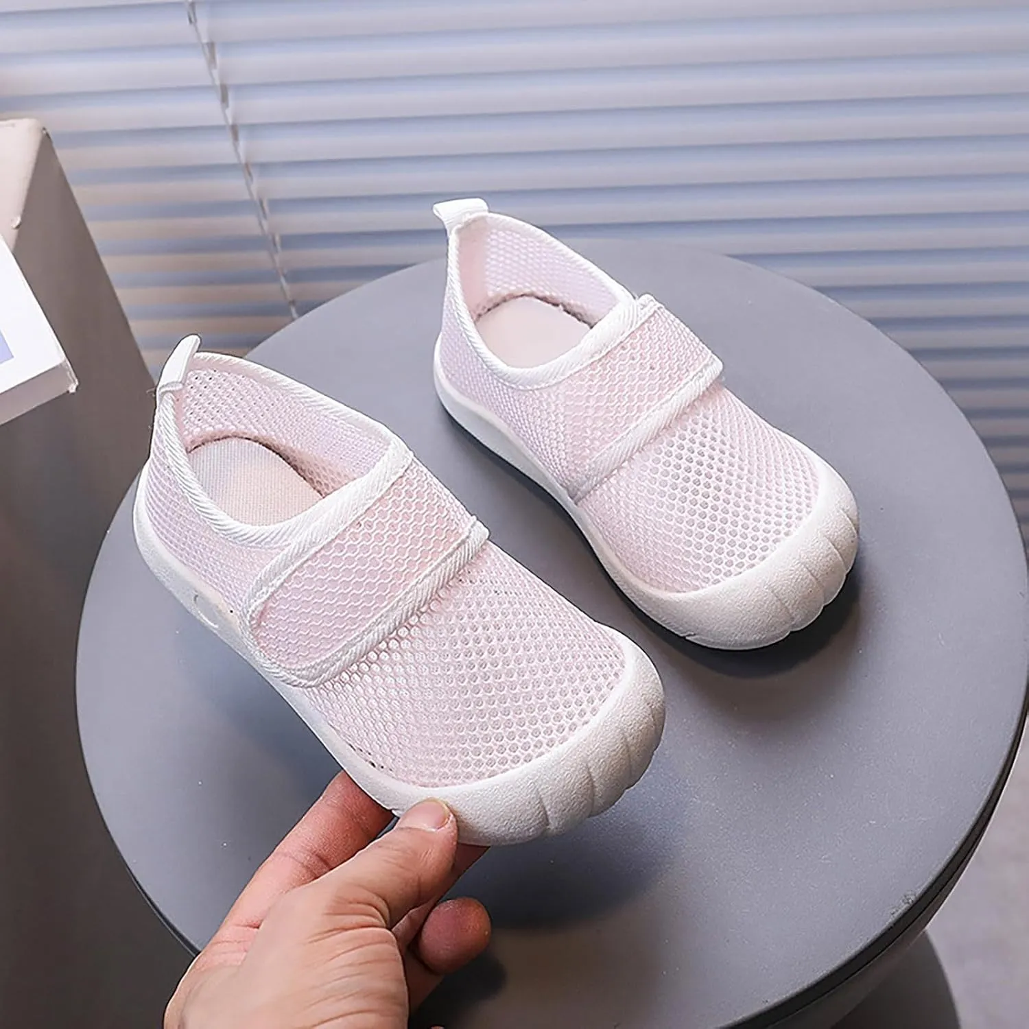 Toddler Water Shoes Quick Dy Kids Mesh Soft Barefoot Beach Walking Surfing Yoga Adjustable Sandals Slippers