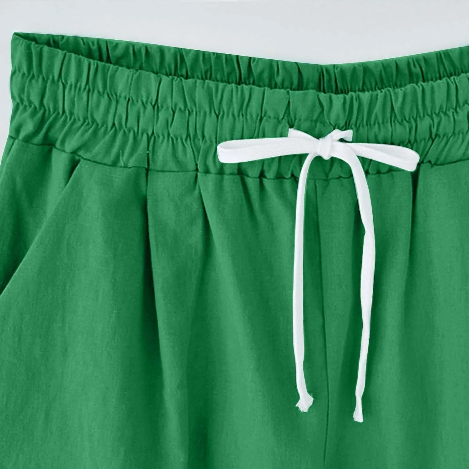 Women's Bermuda Shorts Cotton Linen Shorts with Pockets Casual Summer Beach Shorts Drawstring Elastic Waist Gym Shorts
