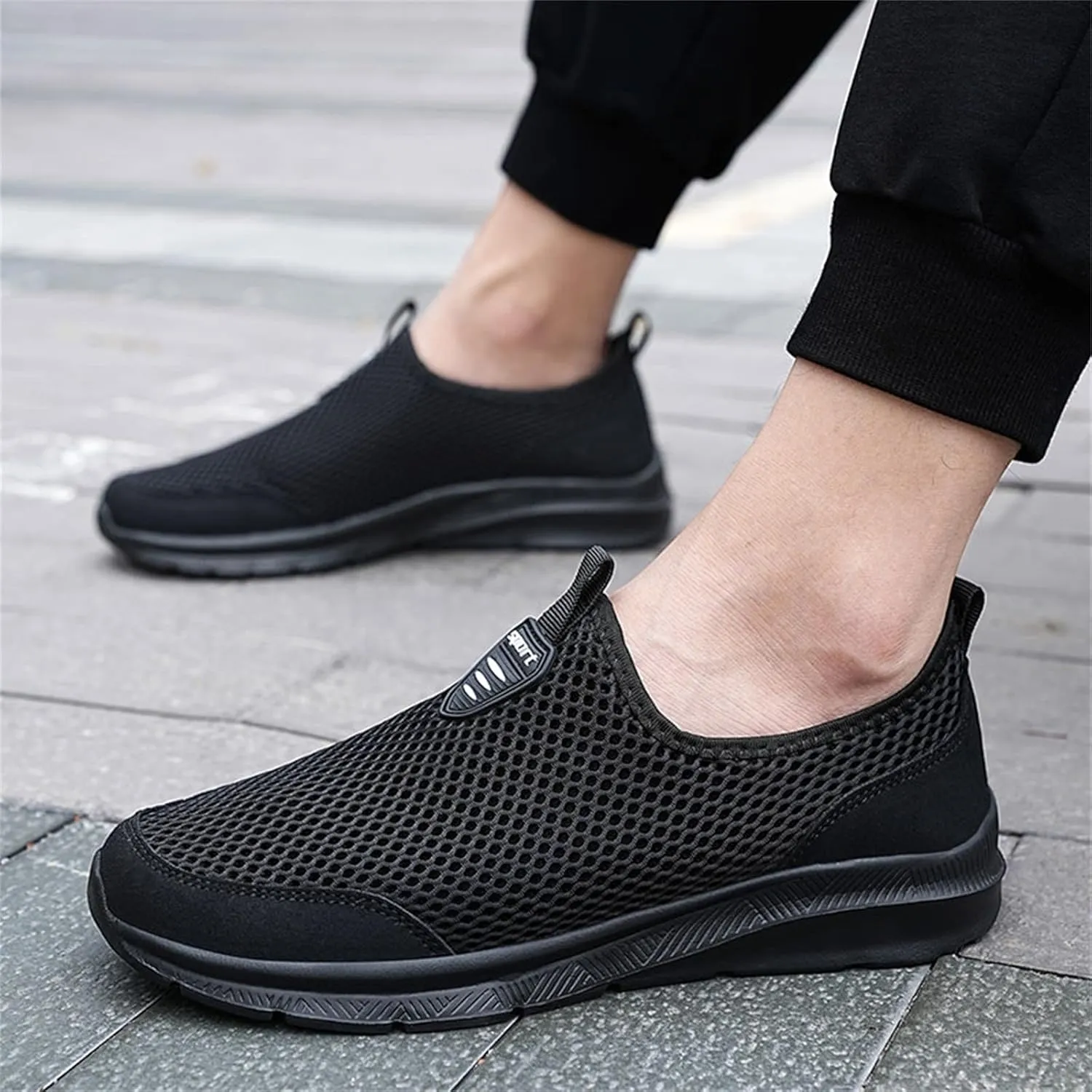 Womens Slip On Walking Shoes Lightweight Breathable Non Slip Mens Casual Shoes Mesh Men Shoes Casual Women's Fashion Sneakers Brown Tennis Shoe Loafers Casual Slip On