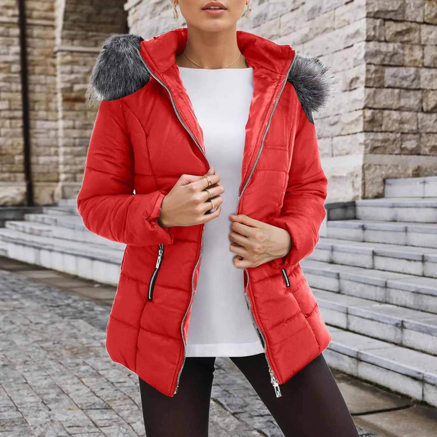 Women's Winter Down Coats Zip Up Windproof Warm Waterproof Thicken Fashion Puffer Jackets Parkas with Faux Fur Hood